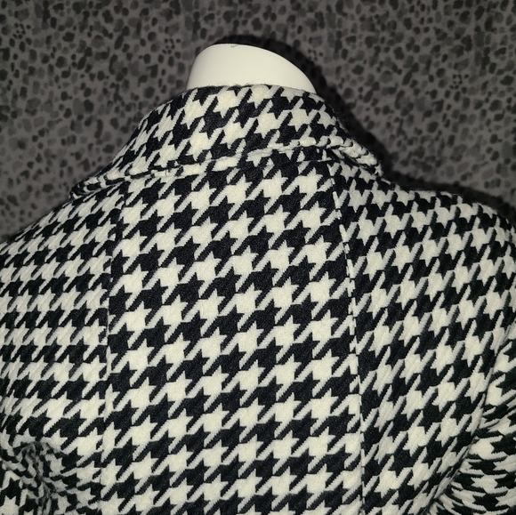 Last Kiss Cropped Sleeve Houndstooth Blazer Women's Size Small - Picture 6 of 10